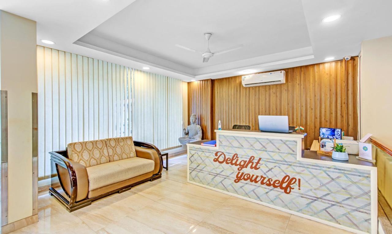 Treebo Sai Village Gold Souk - Sec 43 Gurgaon Eksteriør billede