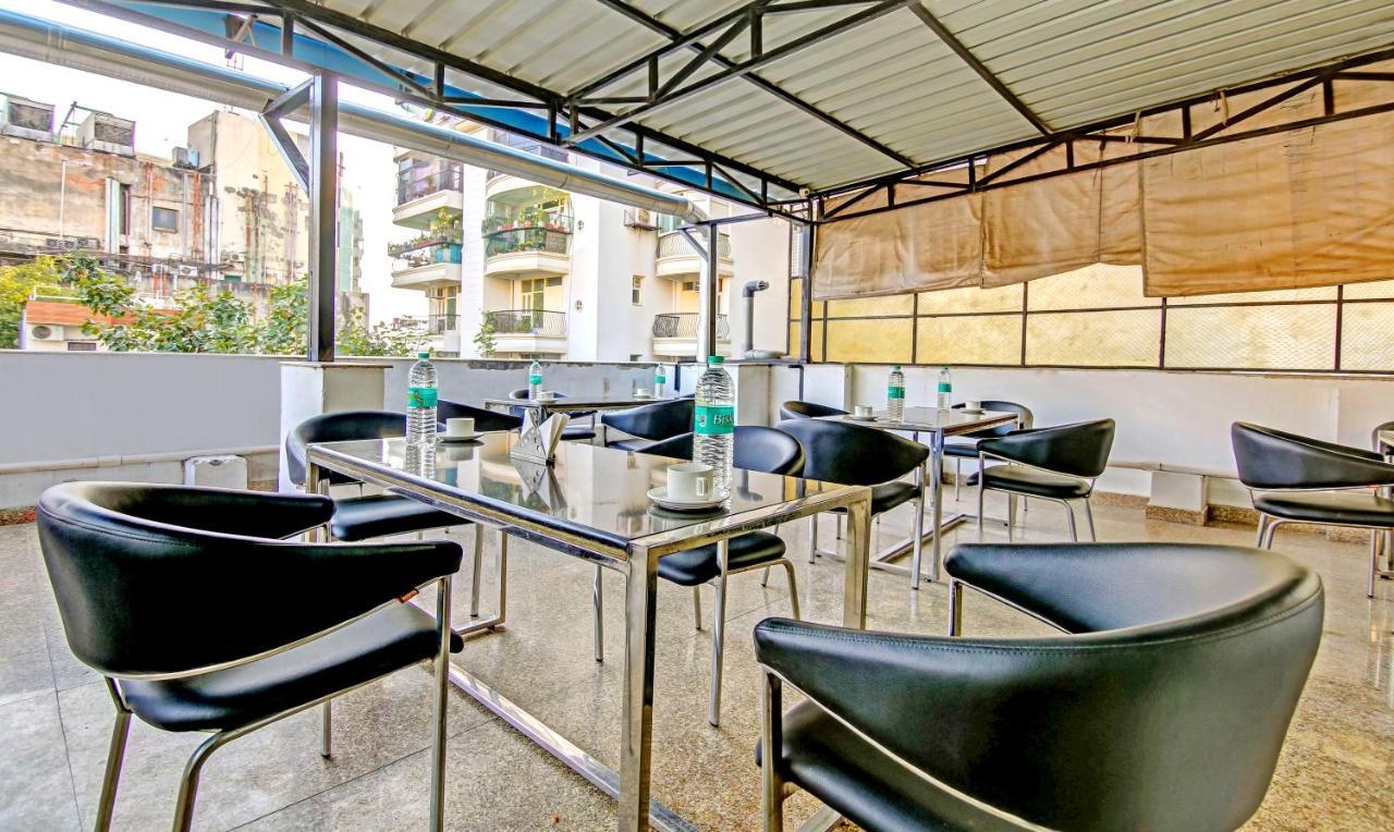 Treebo Sai Village Gold Souk - Sec 43 Gurgaon Eksteriør billede